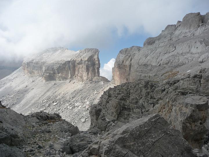 Gavarnie_2009 058.jpg - Brèche dans une mini éclaircie